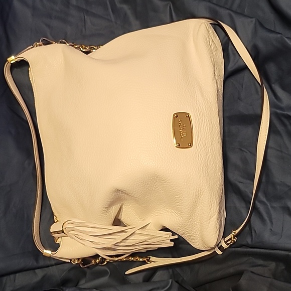 Authentic w/coa Michael Kors white leather Bedford satchel purse bag